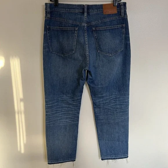 J. Crew Women's Ankle Length Distressed Raw Hem Medium Wash Jeans Size 29 - Picture 15 of 15